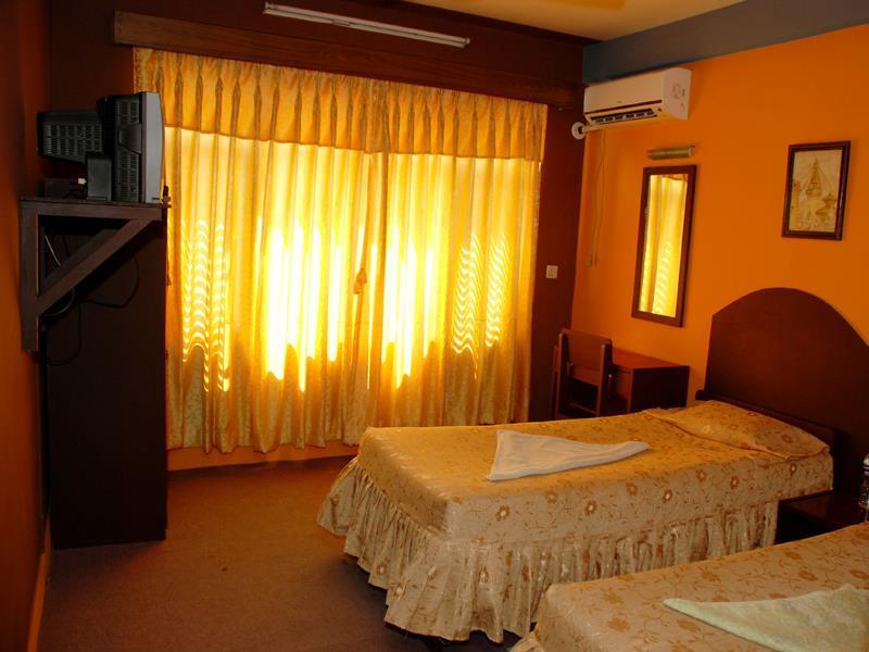 Oyo 166 Kathmandu Tourist Home 외부 사진